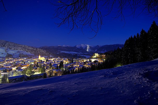 Oberstaufen Winterpanorama_Nacht