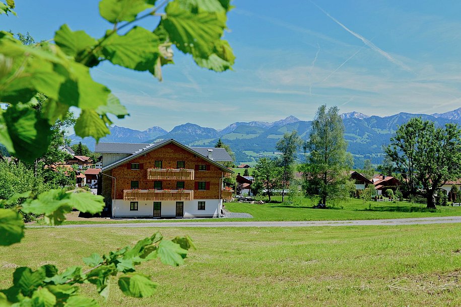 Dorfidylle bei Schmid's in Ofterschwang