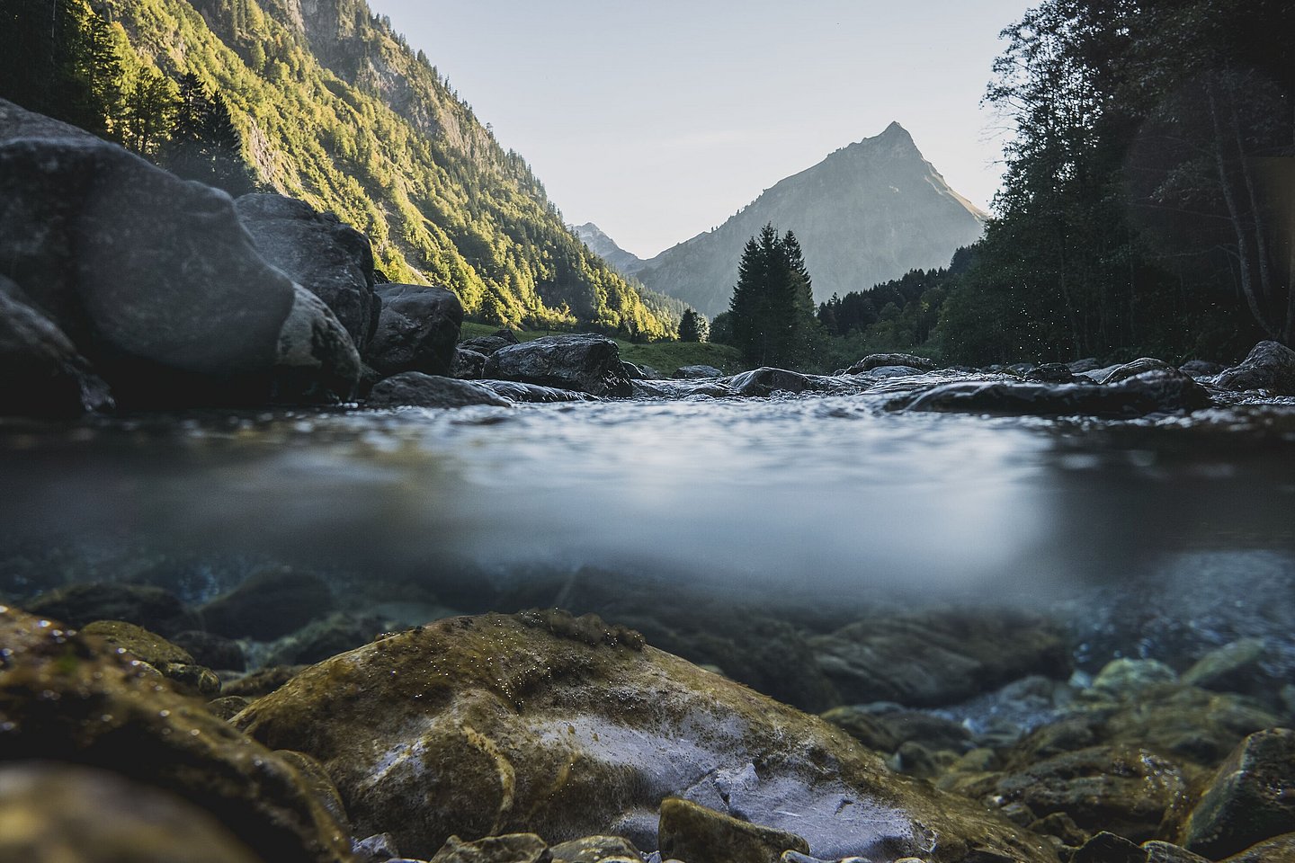 Tiefe Bergseen in den Allgäuer Alpen