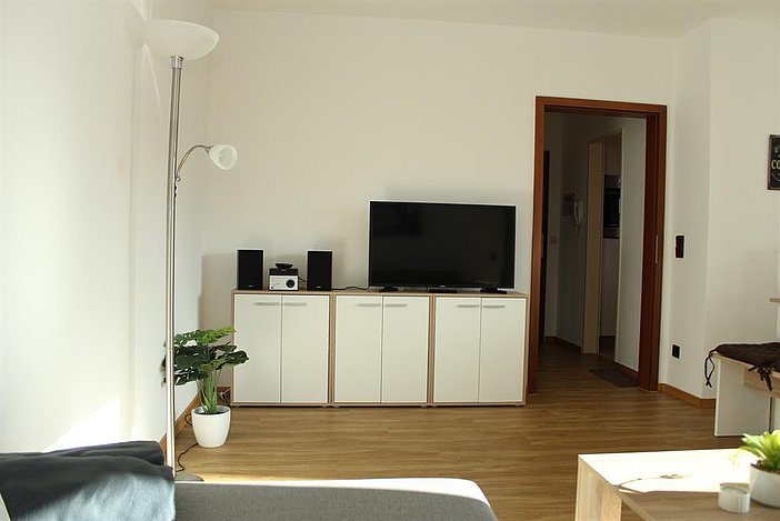 Seelesgraben - Wohnzimmer mit Schlafcouch TV