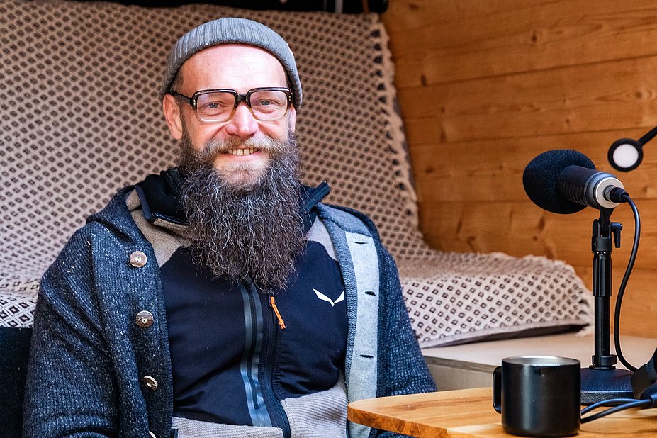 Florian Hipp im Podcast-Bus