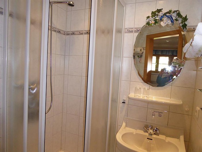 Doppelzimmer Bad