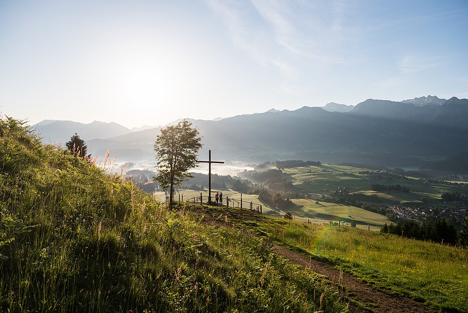 Sonnenaufgang am Sonderdorfer Kreuz