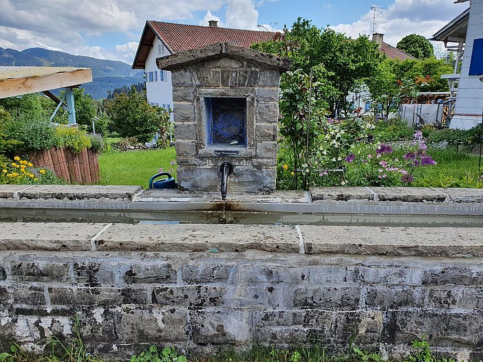 Dorfbrunnen