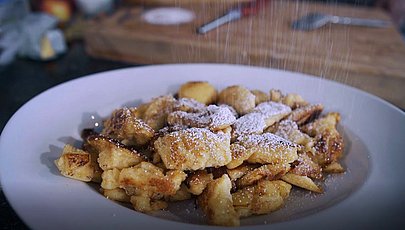 Kaiserschmarrn auf einem Teller - hmmmm