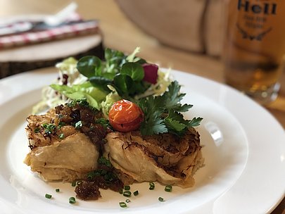 Krautkrapfen sind eine lokale Spezialität aus dem Allgäu