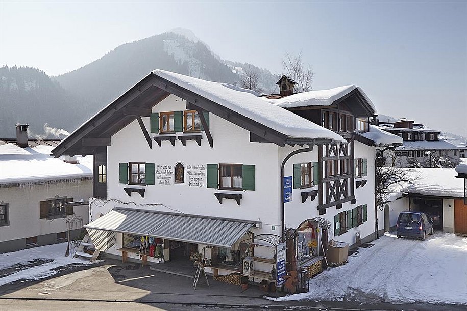 Haus Brutscher im Winter