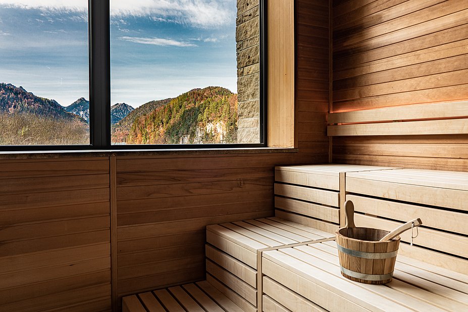 Sauna mit Blick auf die Berge