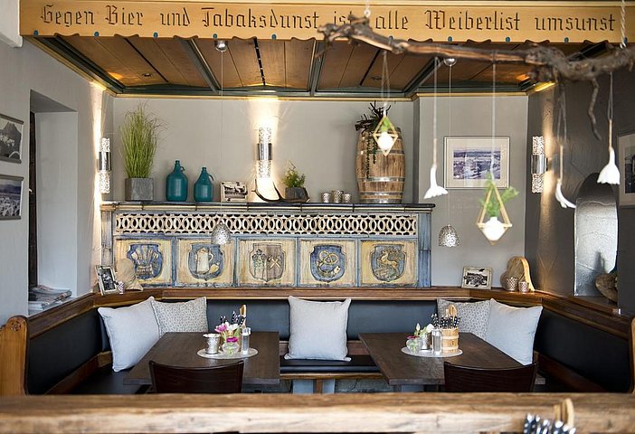 Anno-1898-Stammtisch