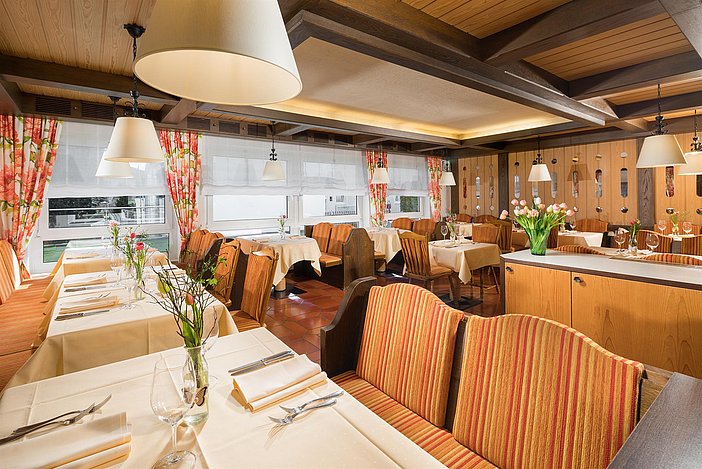KHS Restaurant oben 1406_web