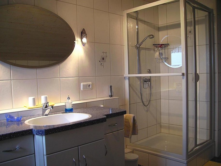 Dusche/WC Enzianwohnung