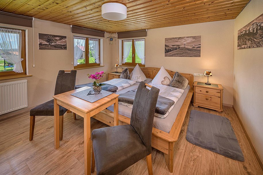 Schlafzimmer 2