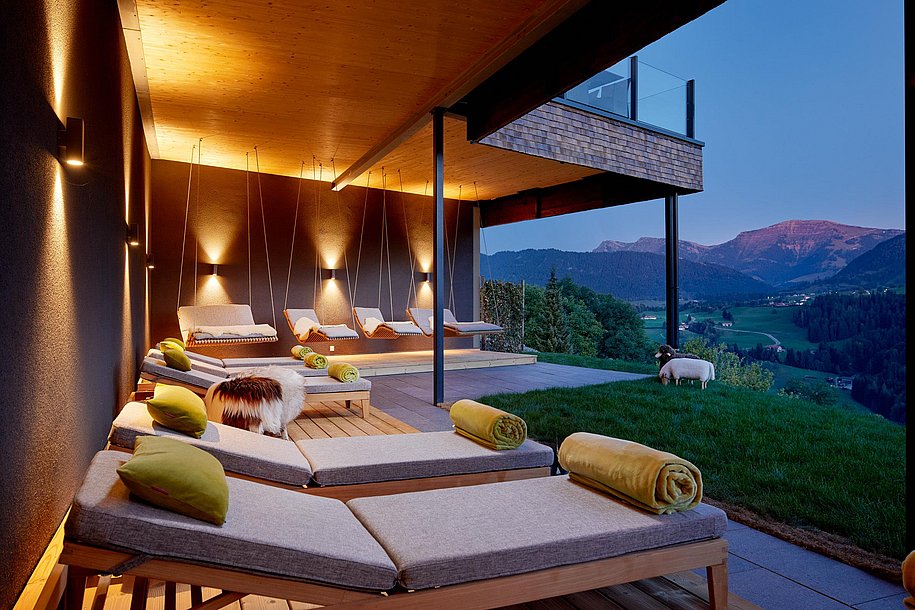 Outdoor-Living-Room