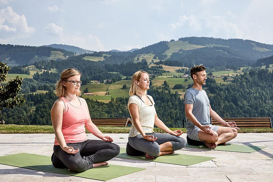 Yoga im Freien