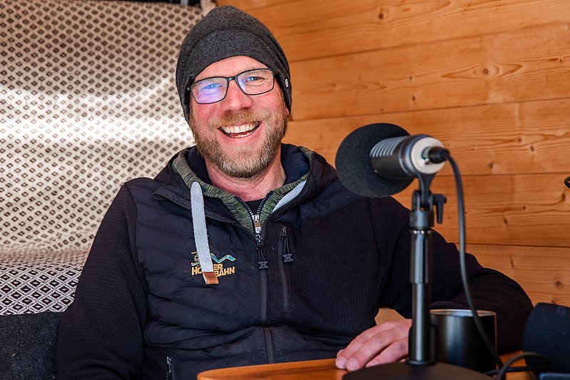 Martin Fahr im Podcast-Bus