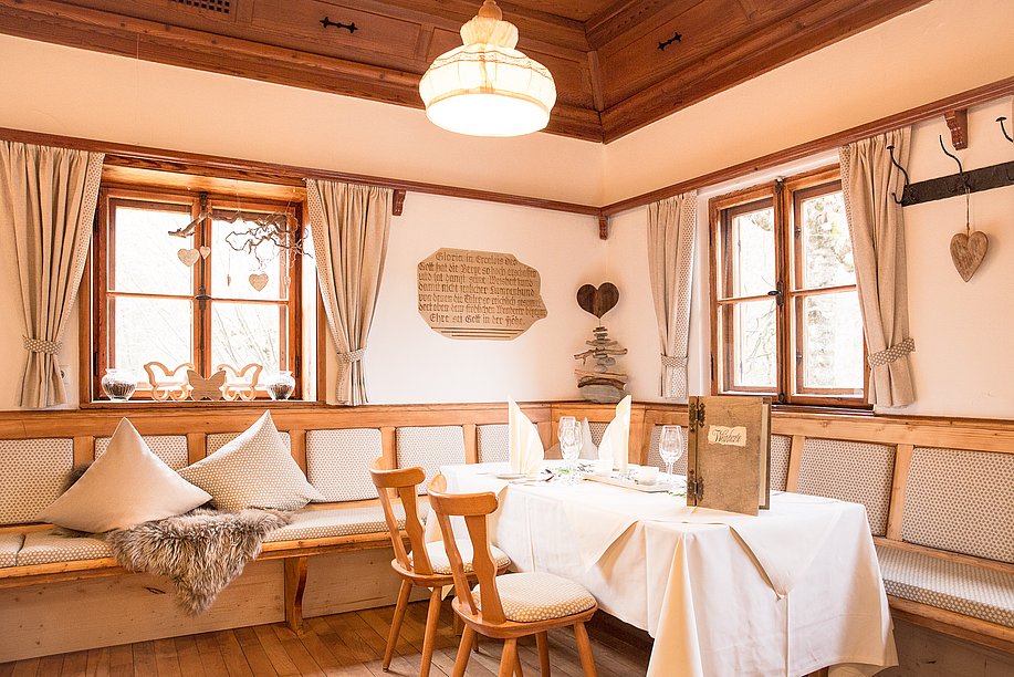 Gastraum im Hotel Restaurant am Alatsee bei Füssen im Allgäu 