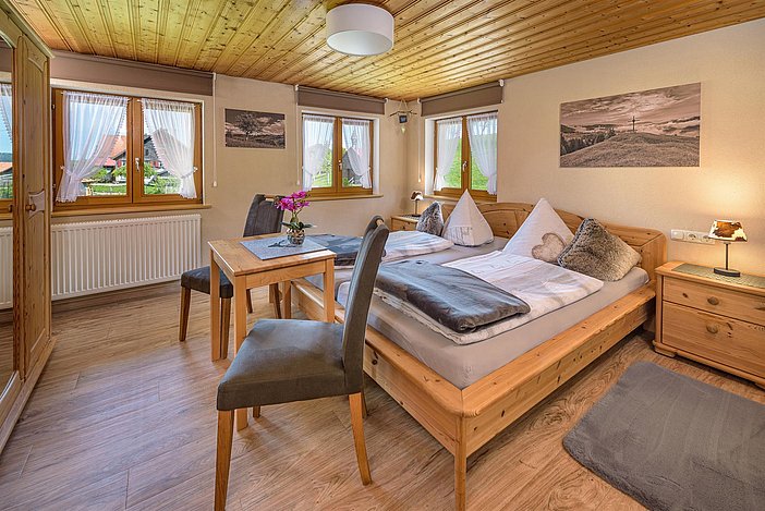Schlafzimmer 2