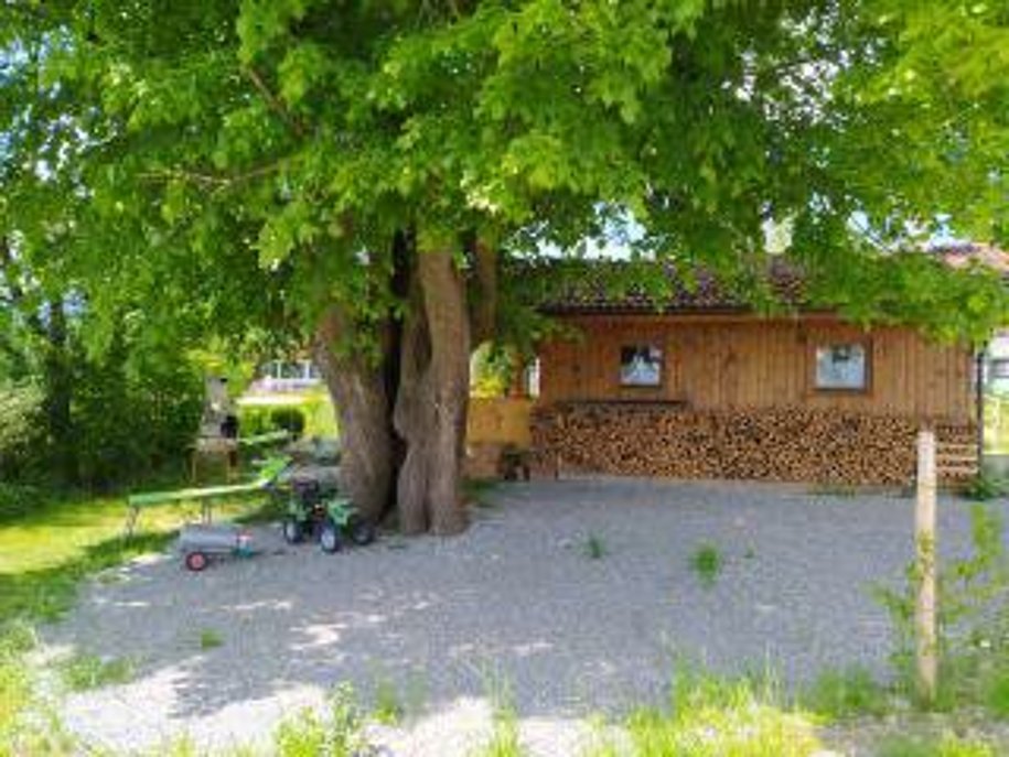 Grill- und Liegeplatz am Gartenhaus