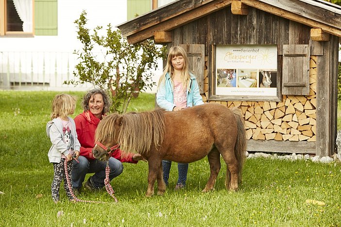 Ponyreiten mit Emmi