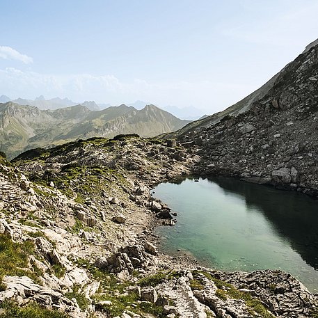 Bergsee am Koblat mit Bergsicht