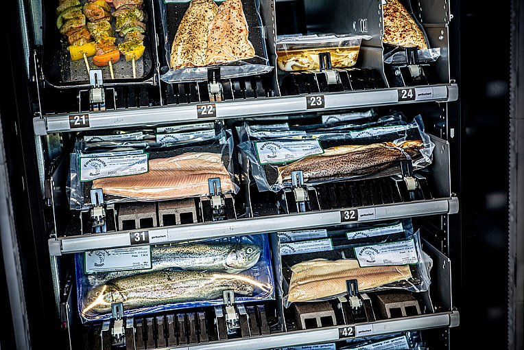 Forelle, Lachsforelle oder Saibling, als Filet, geräuchert oder im Ganzen das ist die Auswahl im Forell -O-Mat