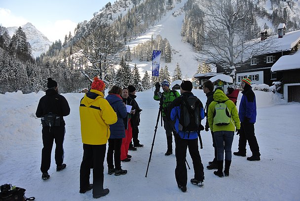 Winterwandern im Naturschuzgebiet Allgäuer Hochalpen, Giebelhaus