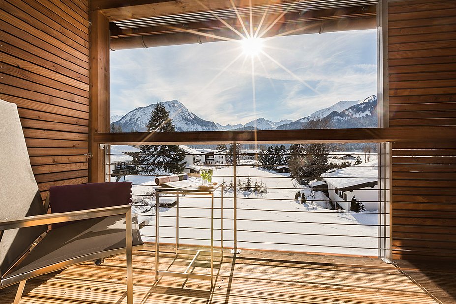 Winterlicher Blick aus dem Fenster aus dem Hotel Exquisit Oberstdorf