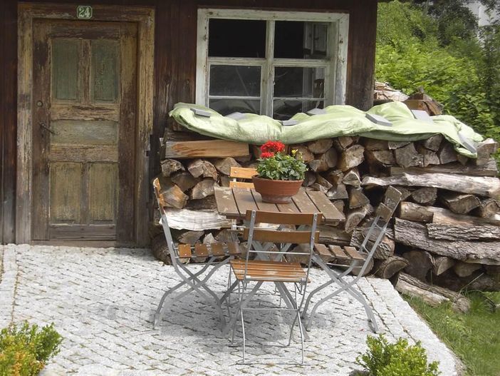 Hinterm Haus