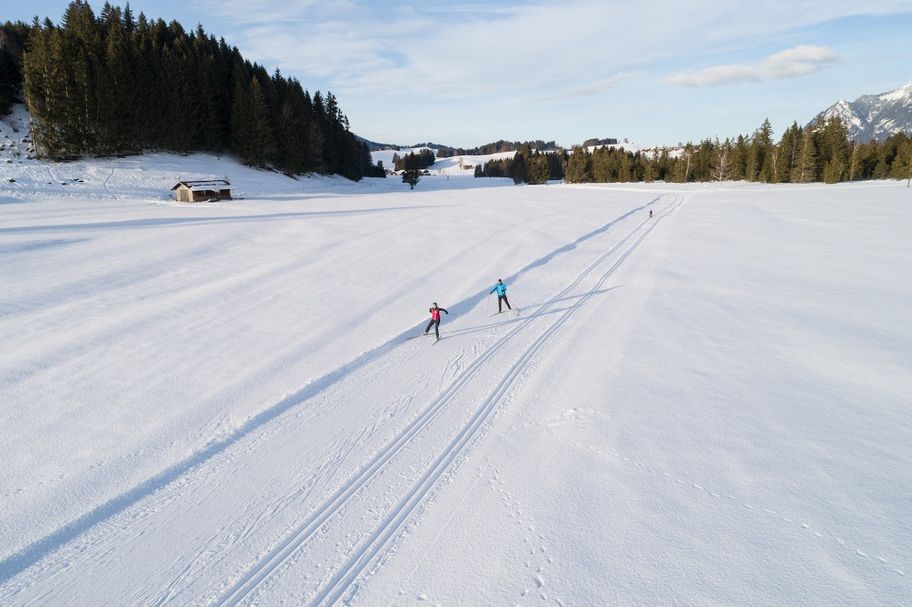 Traumhafte Landschaften beim Langlaufen auf der Sonnenalp Loipe - Ofterschwang