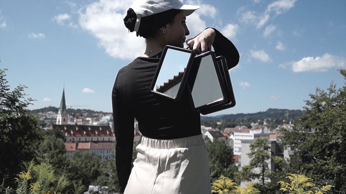 LINKING HISTORY Infobild