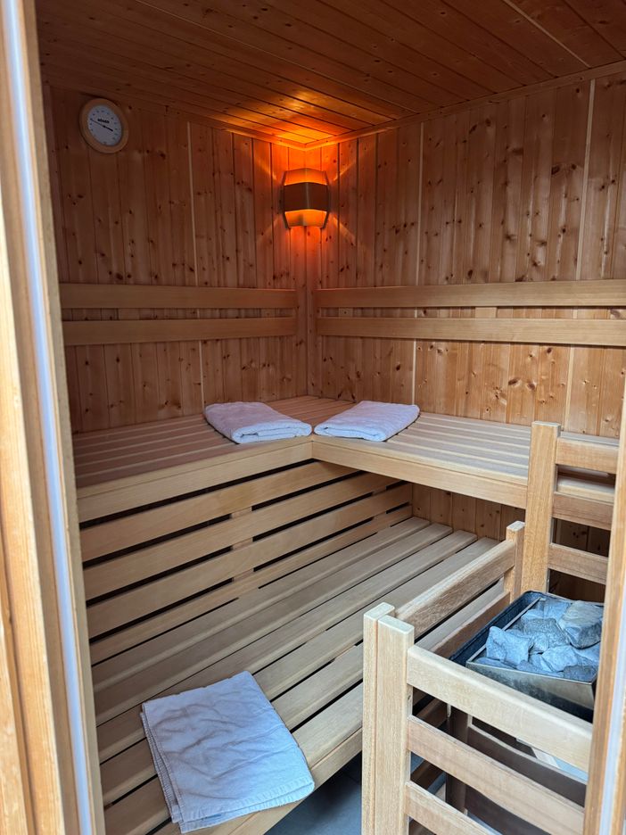 Sauna im Bad der Ferienwohnung