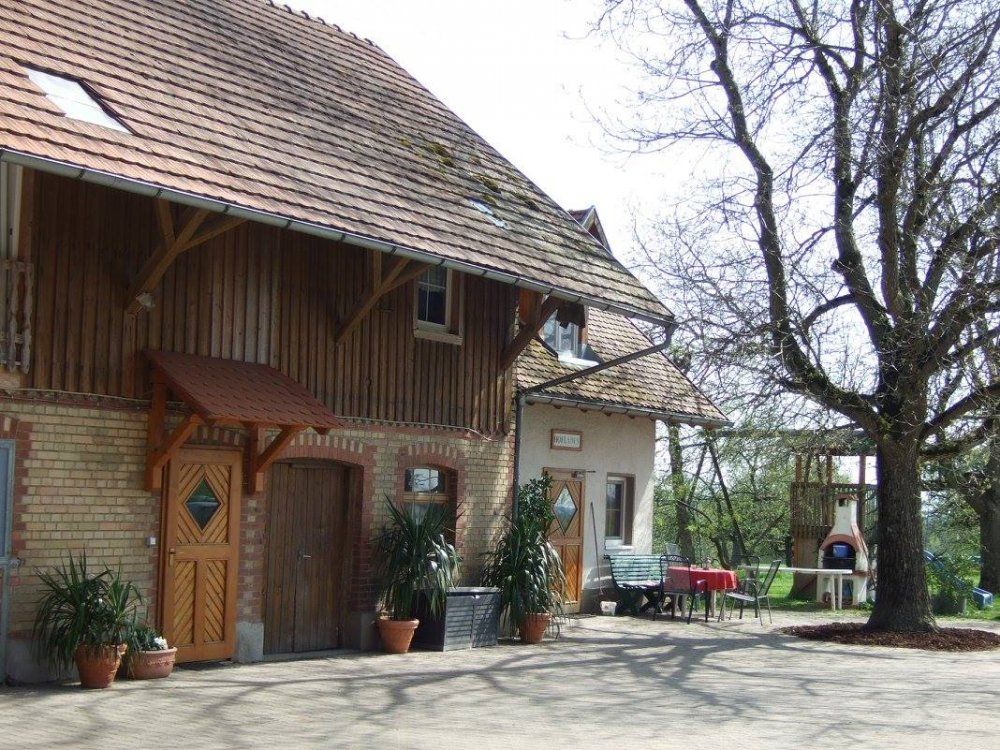 Aussenansicht Eingang der Ferienwohnungen