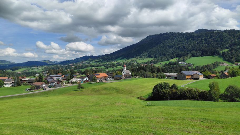 Blick auf das Krumbacher Dorfzentrum