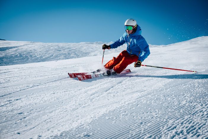 Skifahren-maarten-duineveld-pmfJcN7RGiw-unsplash