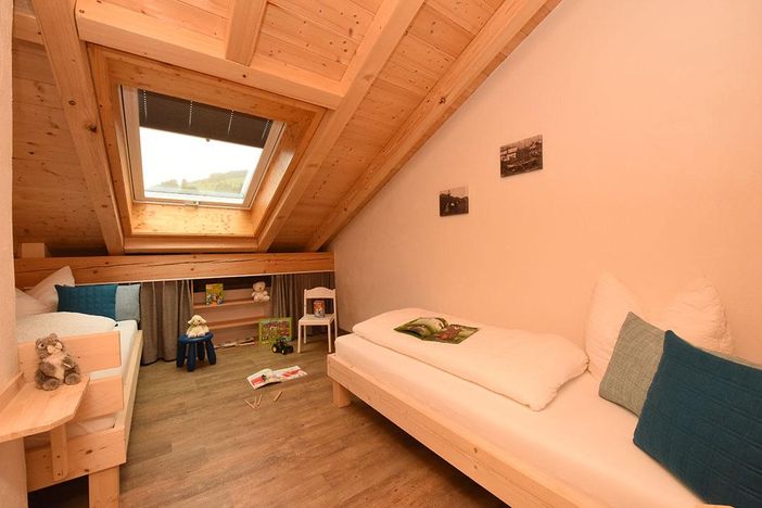 2.Schlafzimmer (Kinderzimmer)