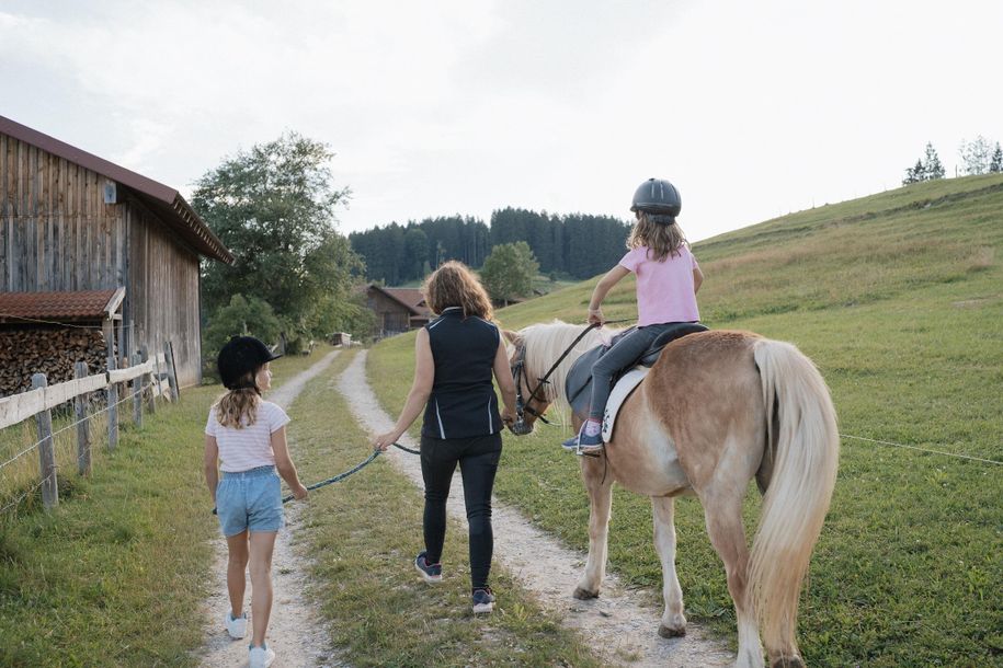 19 Stora reiten