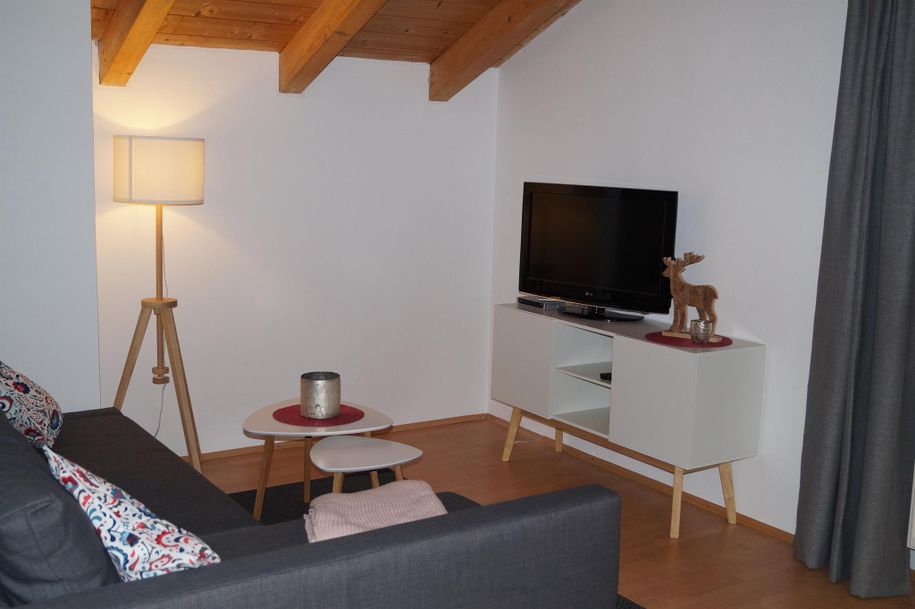 Wohnraum_mit_Schlafcouch