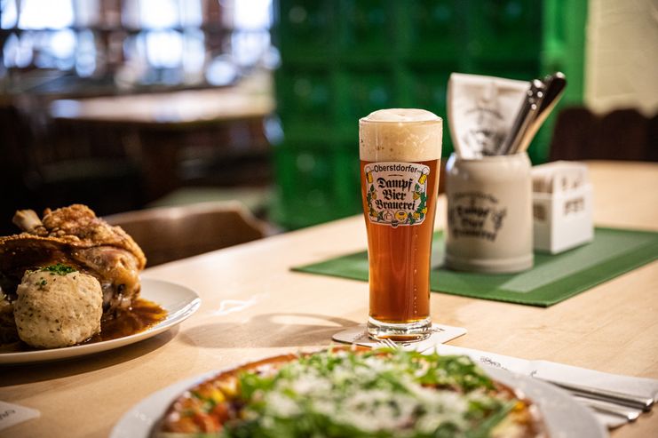 Zur Hax'n passt ein kühles Dunkles