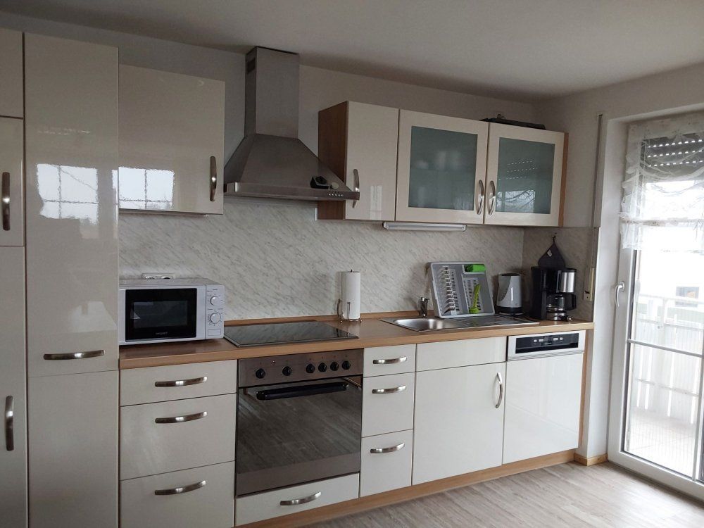 WOHNKÜCHE MIT Balkon