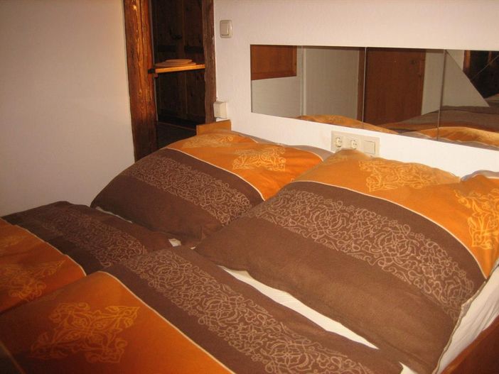 Bett Waltraud