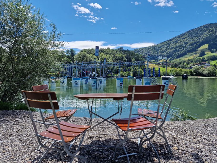 Am Inselsee mit dem Aqua Chimp im Hintergrund