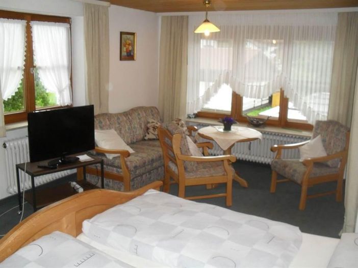 Sitzecke im Doppelzimmer