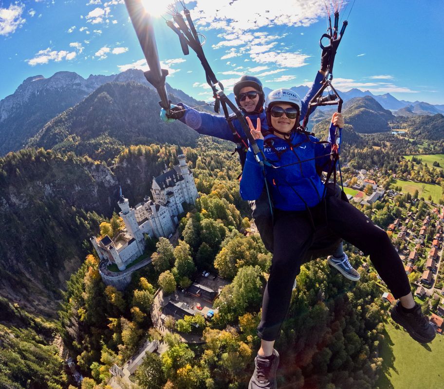 Selfie beim Tandemflug mit Schloss Neuschwanstein