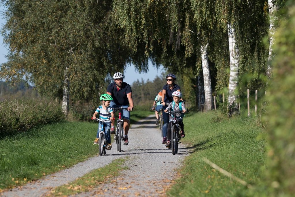 Vorbei geht es am Wurzacher Ried