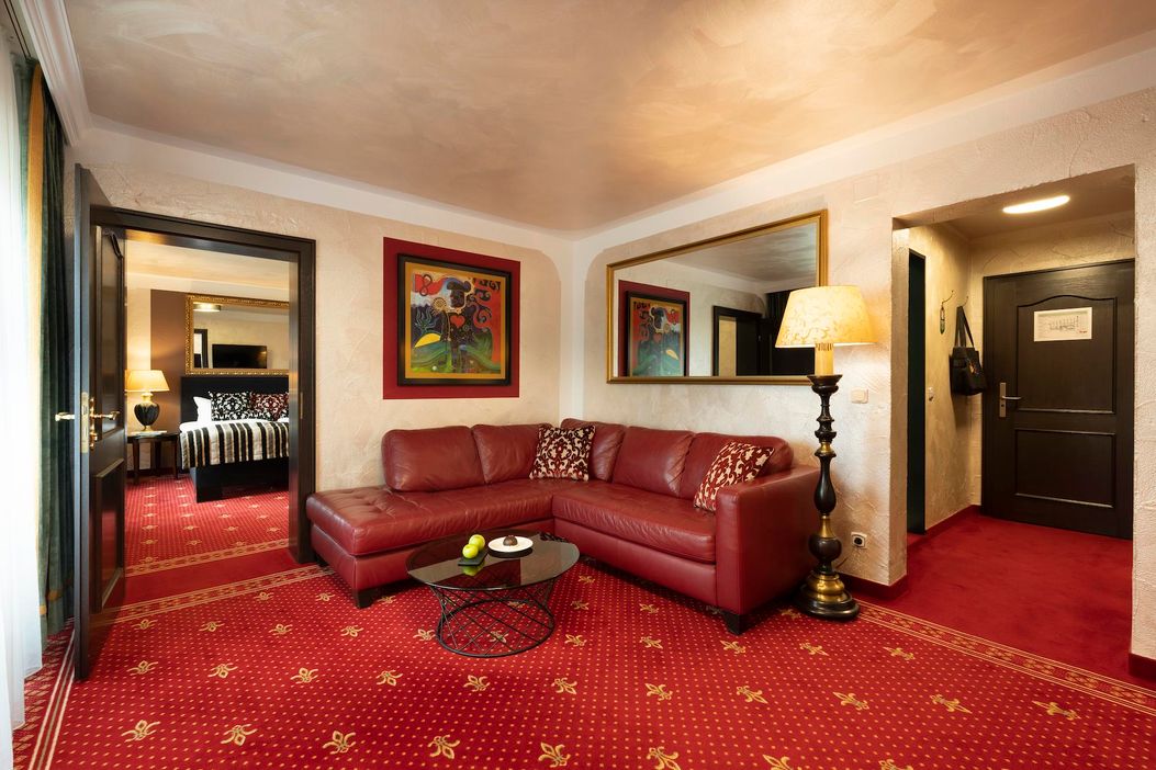 JSS_Hotel-Ludwig-Royal_1080-HDR Kopie zum Original