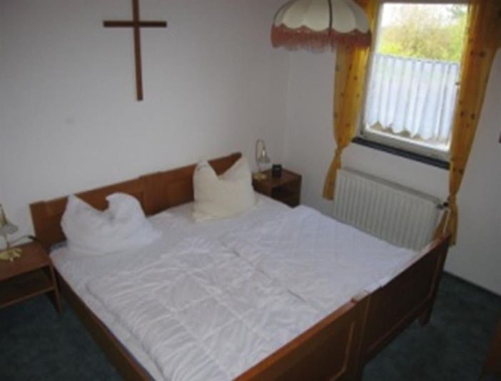 Schlafzimmer1