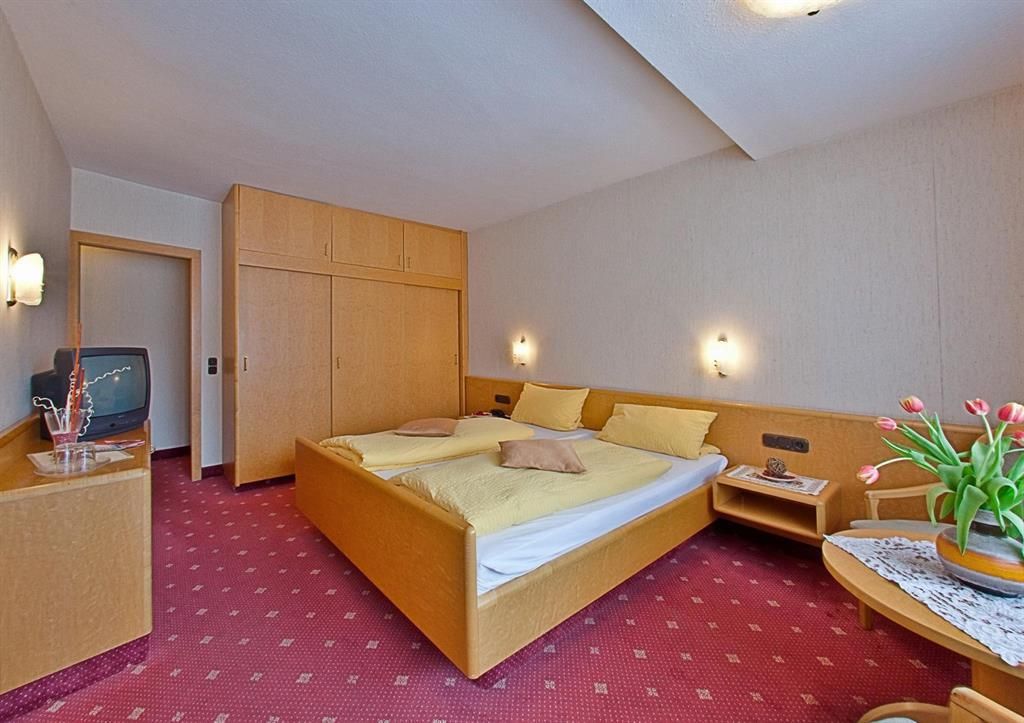 Doppelzimmer mit Balkon