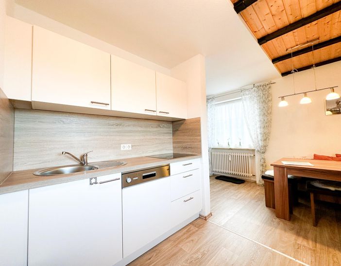 Ferienwohnung_Oberstaufen-Steibis-GipfelsichtKuech