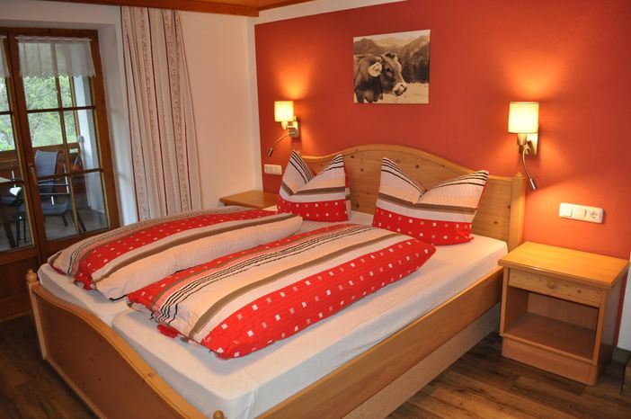 Schlafzimmer 2