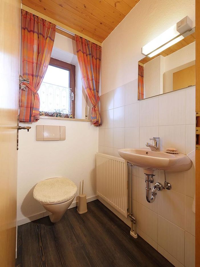 2-48qm. Wc.